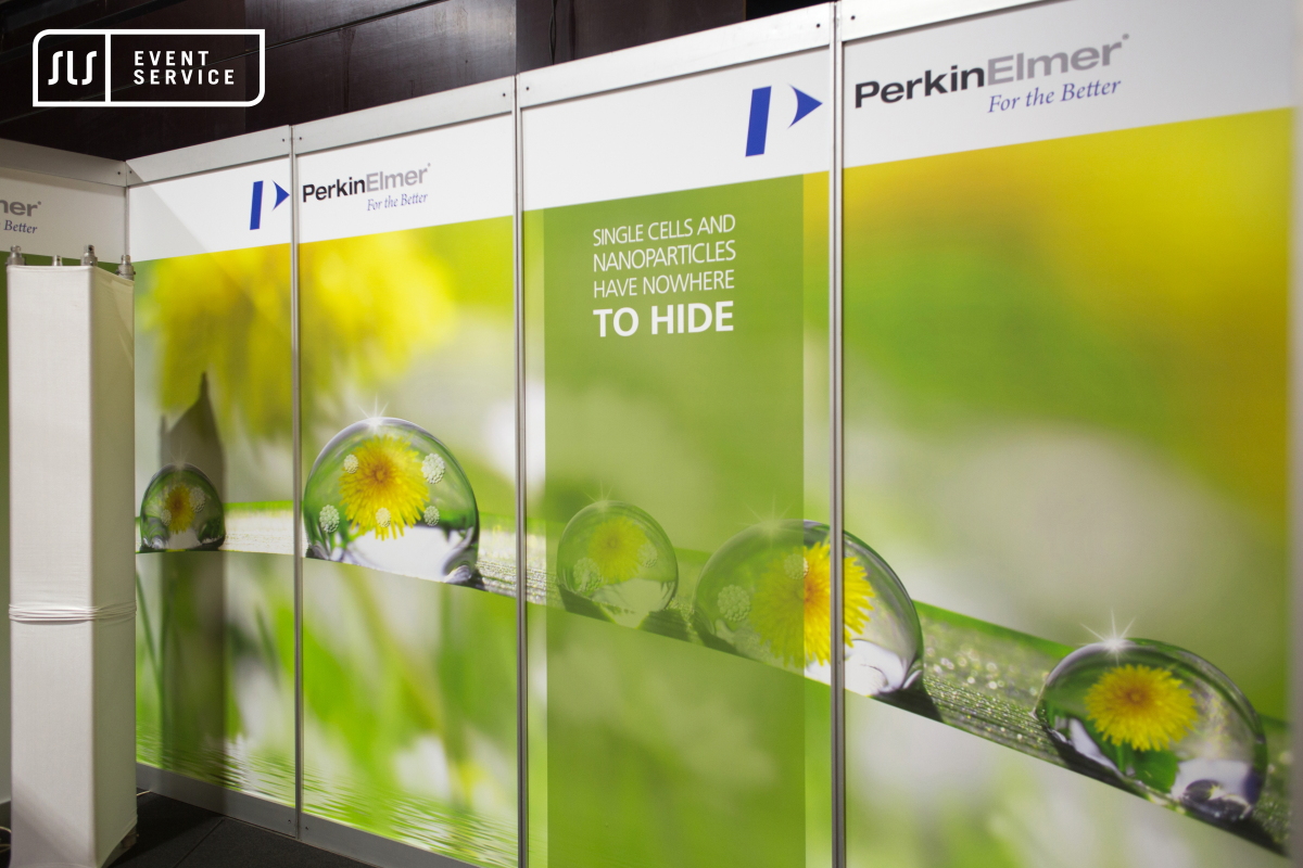 Messestand von PerkinElmer mit Messebau und technischer Umsetzung durch SLS Eventservice