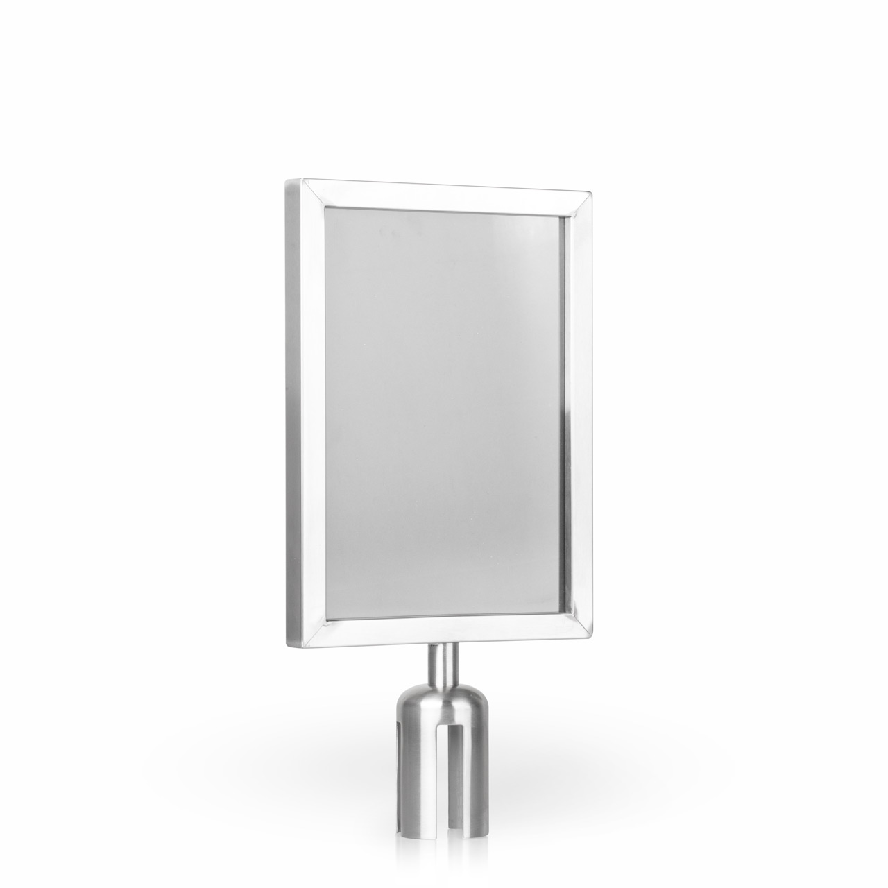 Silberne Schildtafel im Hochformat mit leerer Anzeigefläche und Aufsatzhalterung für einen Absperrständer